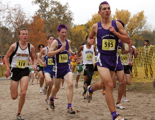 2009 CIF XC Boys D2-054.JPG - 2009 California CIF Cross Country Championships, Woodward Park, Fresno, California